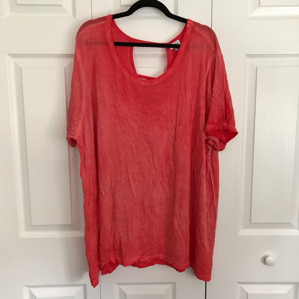 NWOT Avenue top